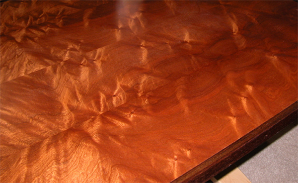 Sapele Pommele top edge with wenge